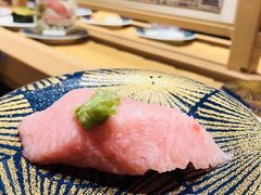 金枪鱼中脂寿司-大起水产回转寿司(道顿堀店)