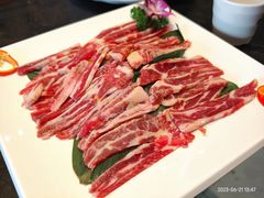 精品雪花牛肋条-老熟人烤肉城(马家堡店)