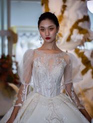 -欣薇婚纱(新源乐汇城店)