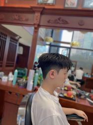 -尼特斯男士发型馆