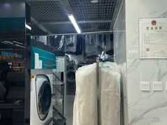 -福奈特洗衣·洗鞋·奢侈品护理(百联中环店)