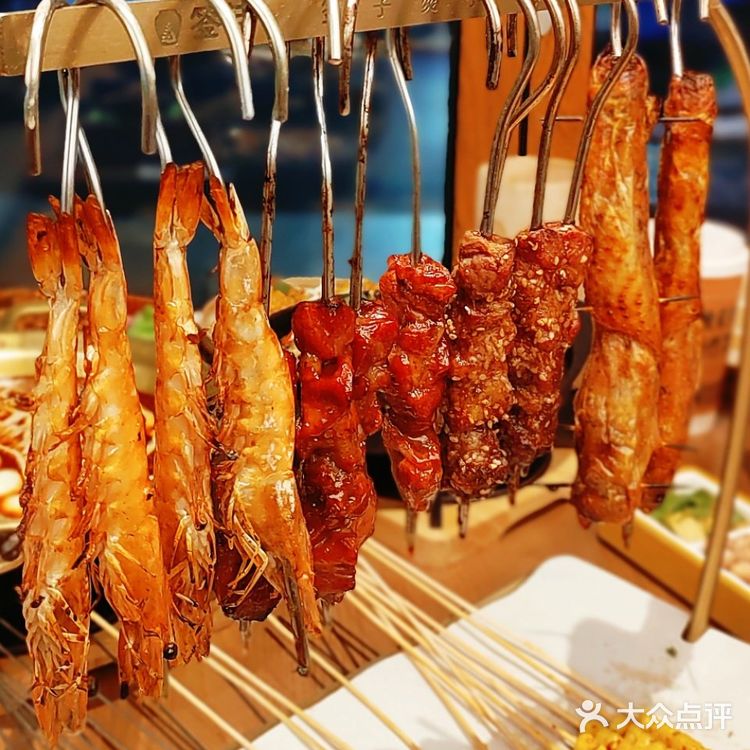 上海最大的烧烤店来银亭路啦，这缸烤的味道真是绝了！ 