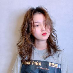 -PE SALON