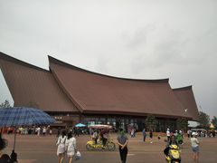 -七彩云南欢乐世界