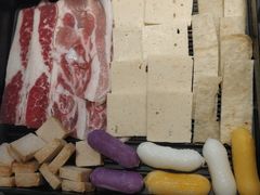 -烤路里·韩国品质自助烤肉(石路天虹4号店)