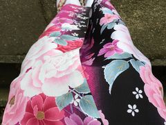 和服＋木屐鞋-京都冈本和服体验租赁店(祗园店)