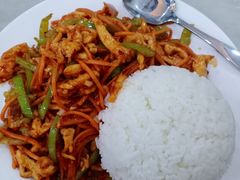 鱼香鸡丝盖饭-臻味斋