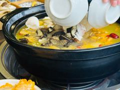 -野菌皇海景野生菌火锅(滨海大道店)
