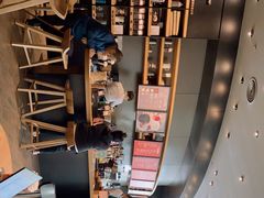 -星巴克臻选(成都来福士店)