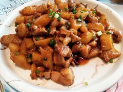 土豆烧鸡块-赵小姐丨新中餐(曲江店)