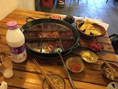 -岗上渣渣老火锅(两路口店)