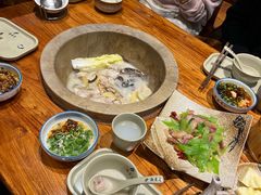 -滇香肴·云南菜蒸汽石锅鱼(云南北路店)