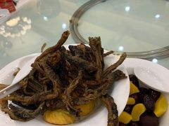 -山明水秀大饭店