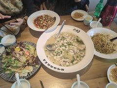 -严记小天府酸菜鱼(西四路店)