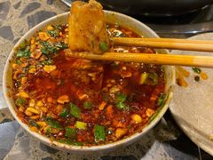 -肖肖酸萝卜鱼火锅(总店)