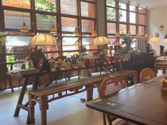 -银米·云南传统过桥米线(双廊黑金冠店)