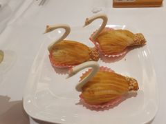 榴莲天鹅酥-稻香酒家(天河城店)