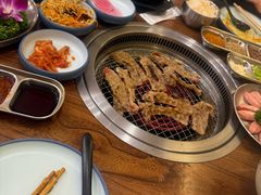 -明洞阿姨·韩式酱蟹烤肉·创意料理(三元桥店)