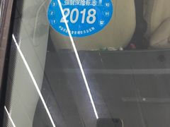 -鲨鱼皮汽车凹陷玻璃修复(静安店)