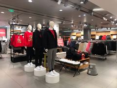 -H&M(华润万象城店)