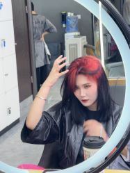 -藤野造型烫发染发