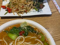 -牛八宝桂林米粉(八里庄店)