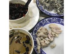 -东兴顺爆肚张
