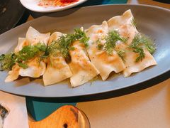龙虾饺子-Carbon莫卡哆·意大利复古集市餐厅(杭州大厦店)
