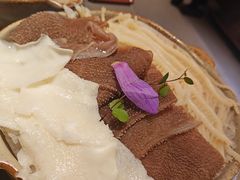 -左庭右院鲜牛肉火锅(浦江欢乐颂店)