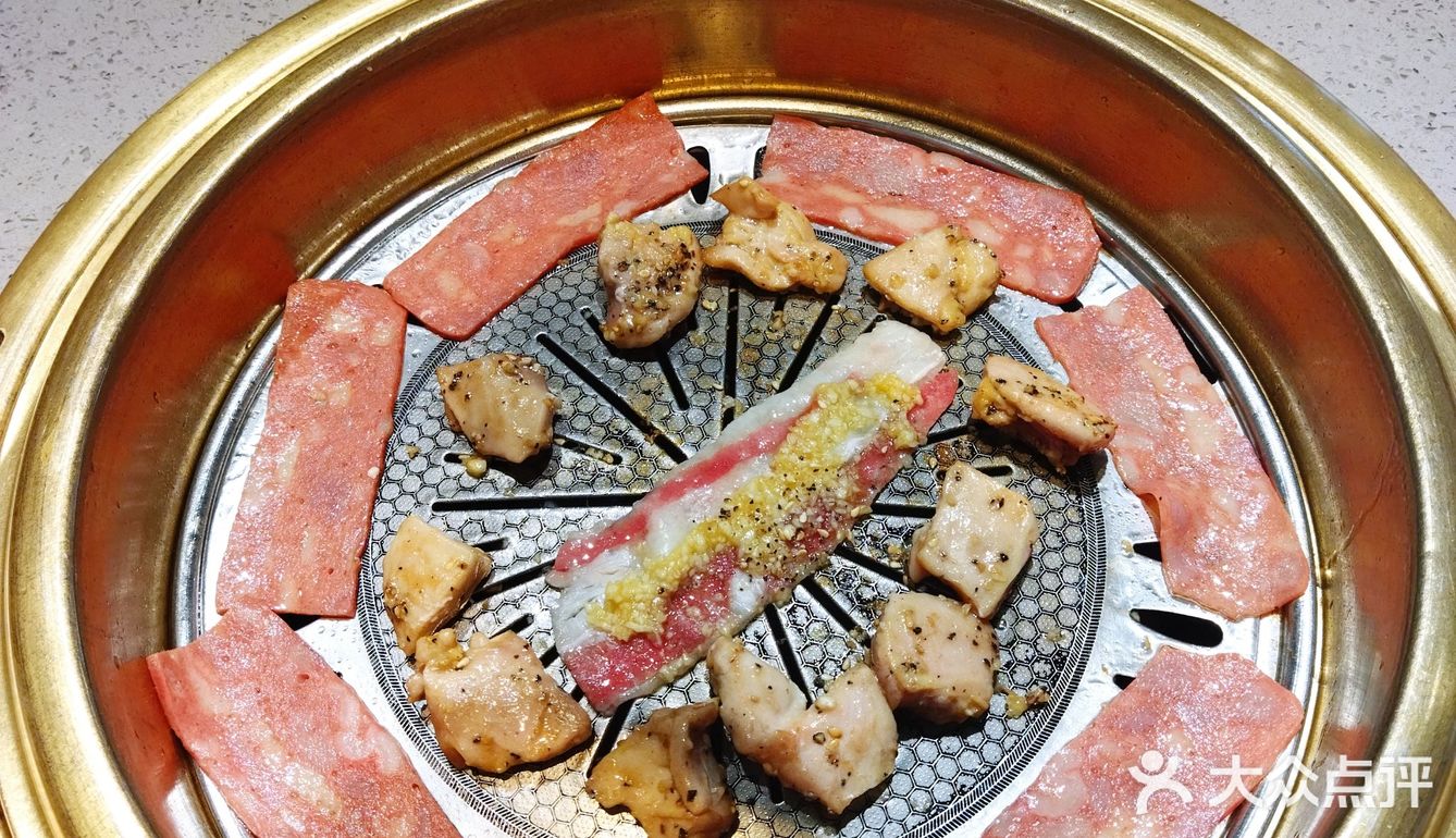 来妥妥吃烤肉绝对安排的妥妥的[调皮]❗❗