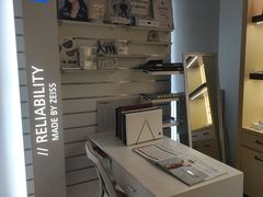 -康利眼镜·蔡司战略合作店(龙泉书房店)