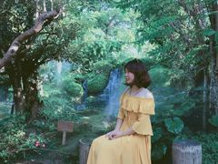 -Chom Cafe and Restaurant