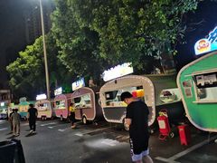 -月星家居广场-路面停车场