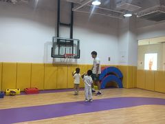 -小勇士俱乐部训练基地(东坝店)