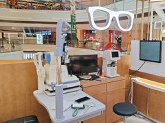 -爱视眸Eyeblling眼镜·依视路·蔡司镜片折扣店(百联南方商城购物中心)