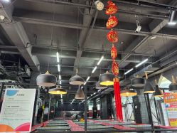 -零重力蹦床空间·滑梯·海洋球·团建(奥特莱斯店)