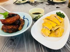 -侬佳蒸菜馆(听潮店)