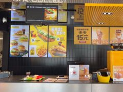 -麦当劳(滨河路DT店)