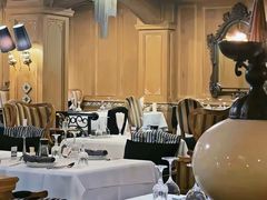 -火车头法国西餐厅