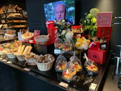 -Salon de The de Joel Robuchon(外滩18号店)