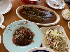 -品鲜村农家菜·阳澄湖大闸蟹(总店)