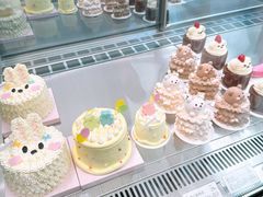 -好利来(上海虹桥新天地Lab主题店)