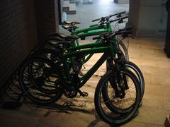 可供出租的自行车-上海和平饭店 Fairmont Peace Hotel