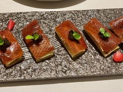 鱼子酱麒麟片皮鸭-丽轩中餐厅(广州丽思卡尔顿酒店)