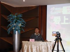 IMG_4349-卓尔书店咖啡吧