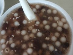 -芳婆糕团店(王府大街店)