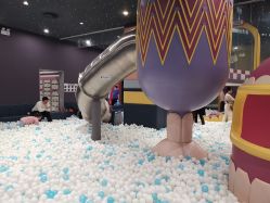 -MELAND CLUB亲子乐园·派对·餐厅(北京芳圆里ID MALL店)