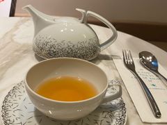 蜜桃乌龙-théATRE 茶聚场(王府中環店)
