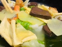 -万记麻辣烫国展总店