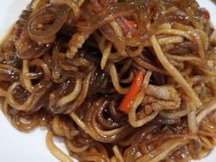 酸萝卜炒粉-妈妈菜馆(盛京大奥莱店)